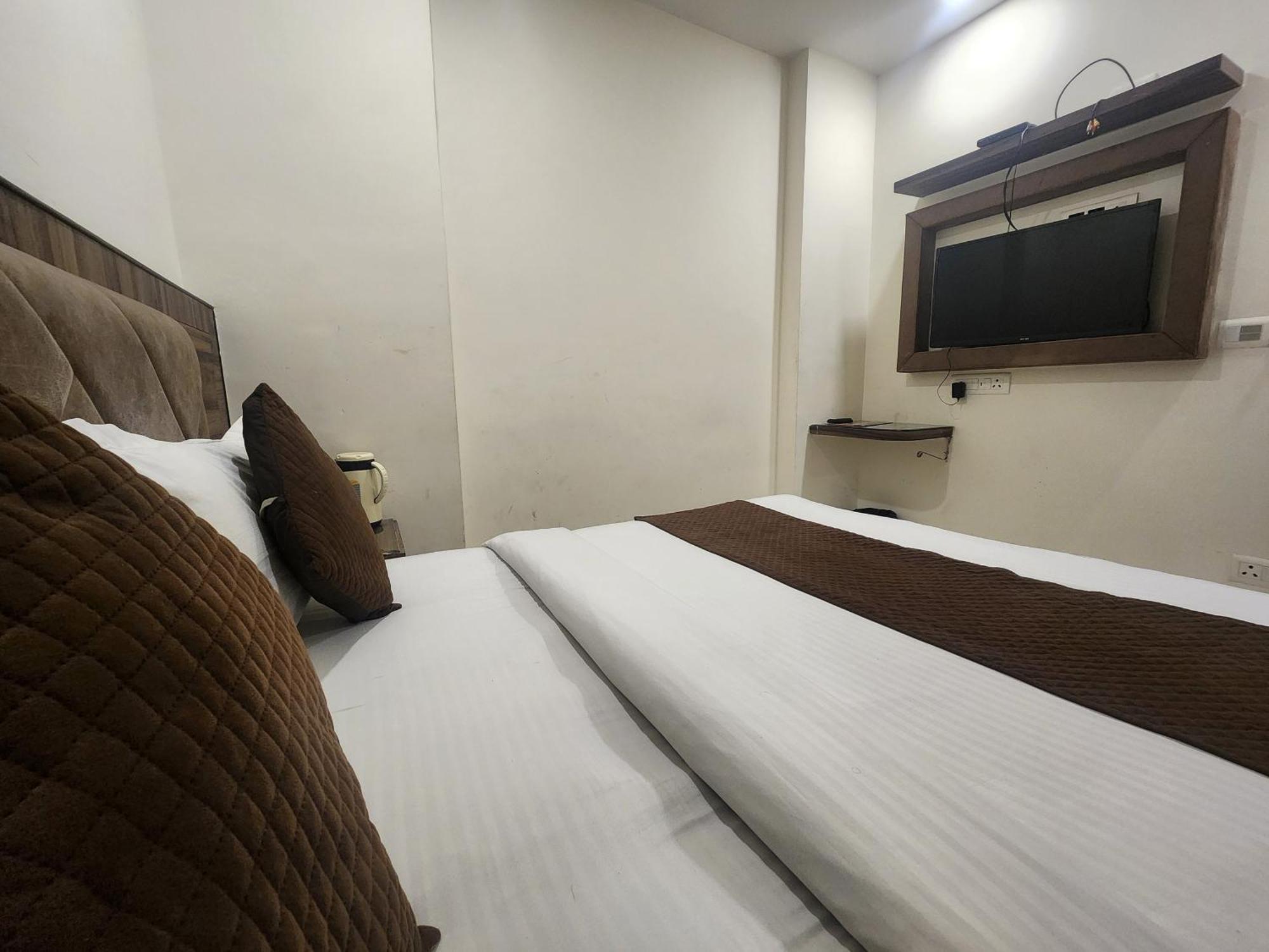 Hotel Merry Gold Yeni Delhi Dış mekan fotoğraf