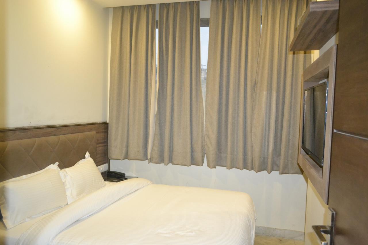 Hotel Merry Gold Yeni Delhi Dış mekan fotoğraf
